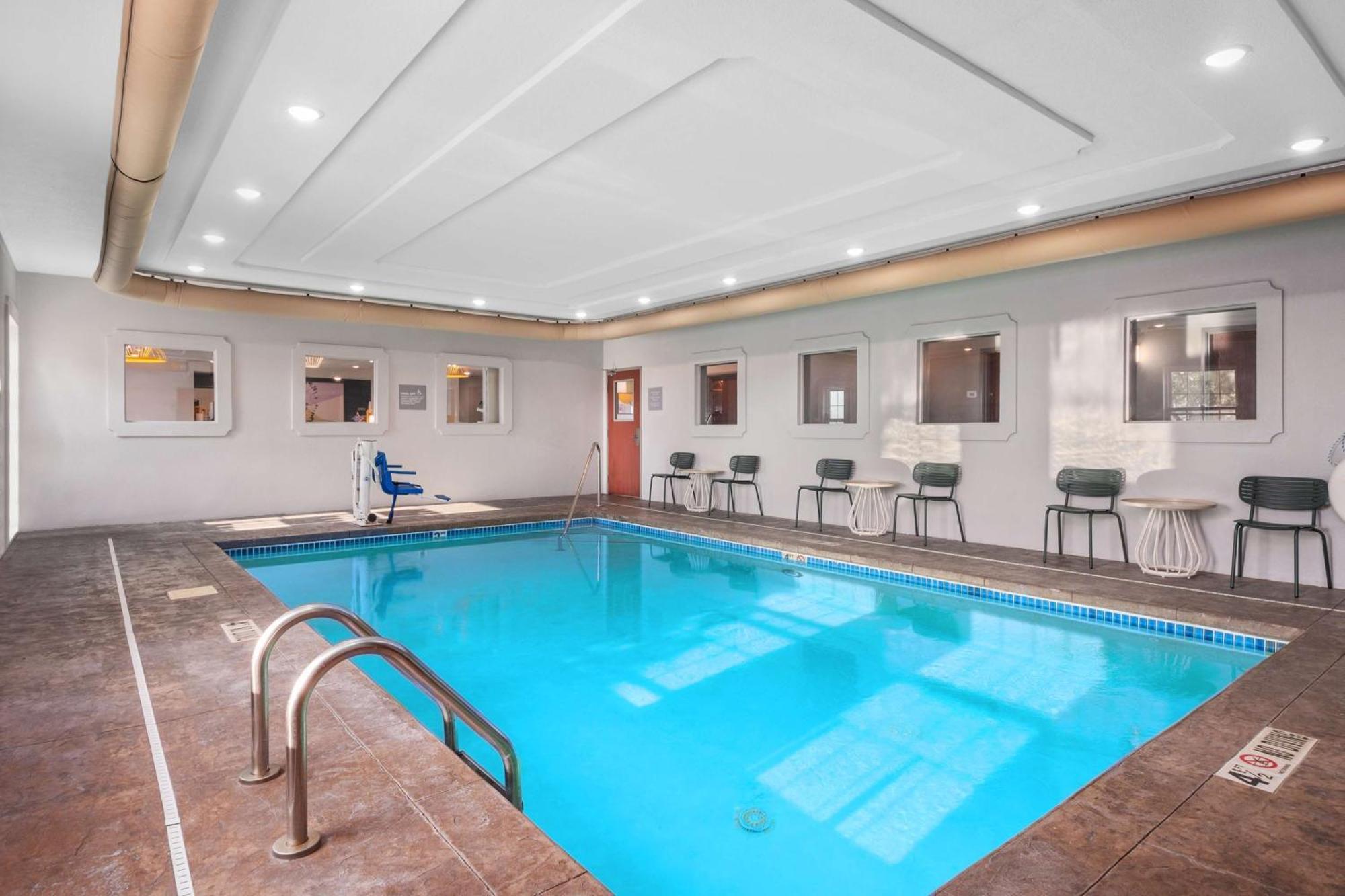 Spark By Hilton Minot Ngoại thất bức ảnh