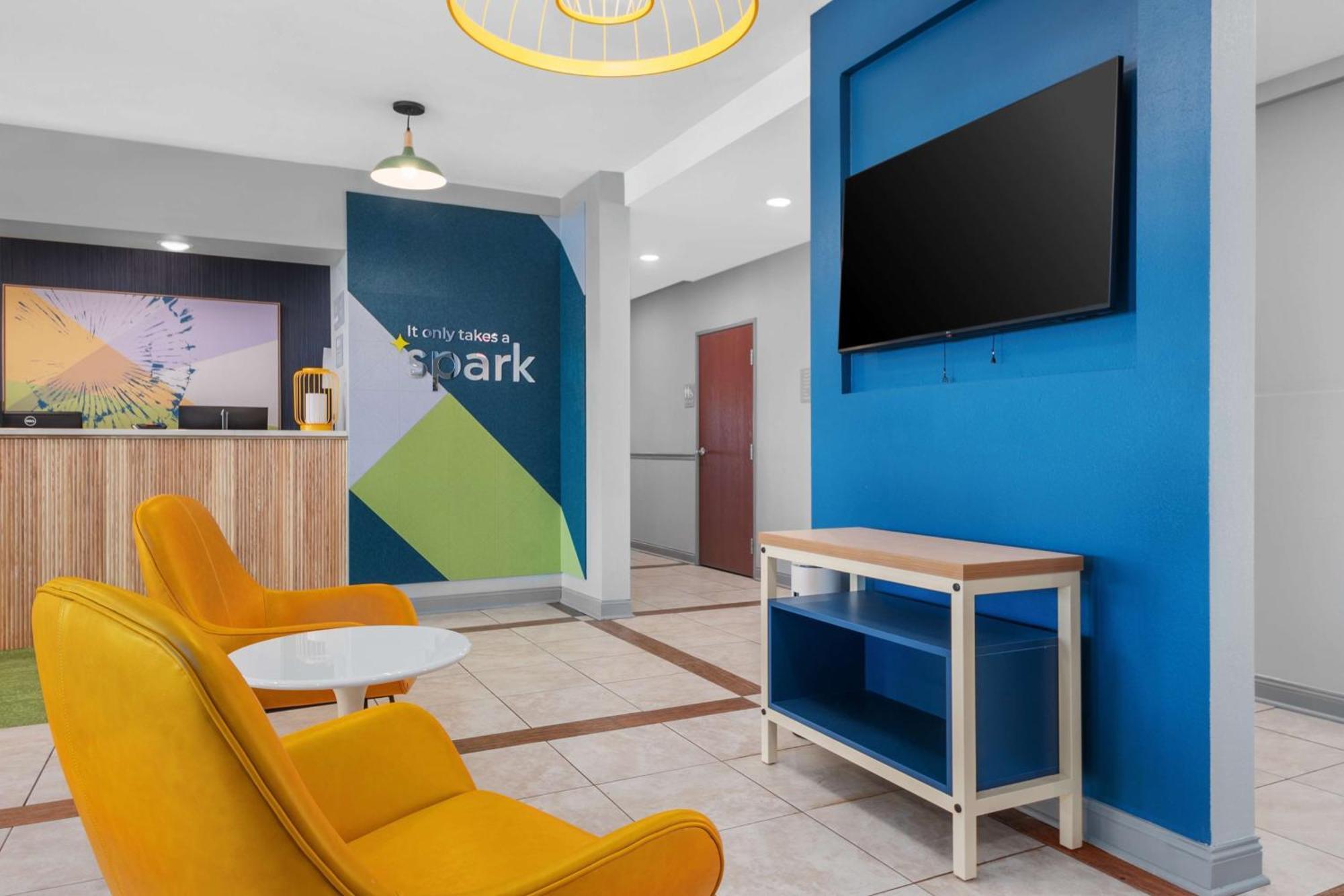 Spark By Hilton Minot Ngoại thất bức ảnh